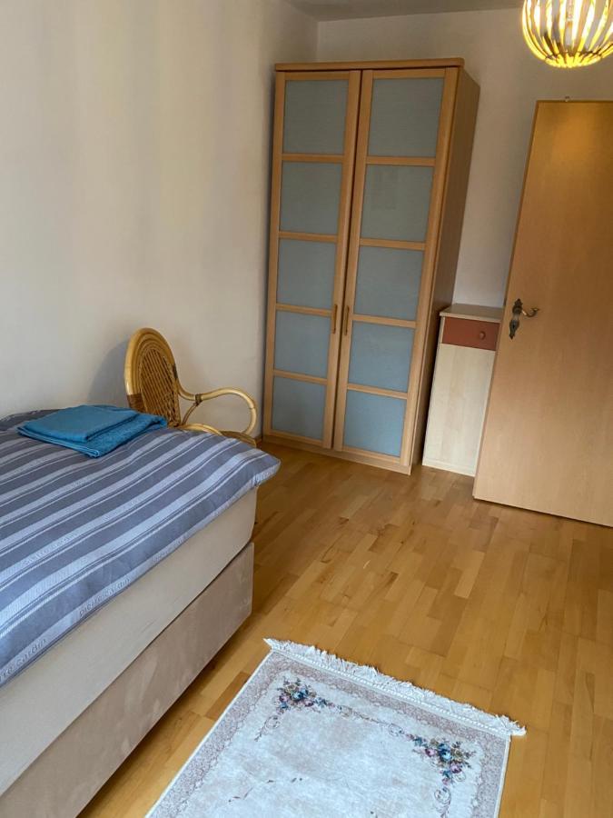 Schöne Ferienwohnung in Есен Екстериор снимка